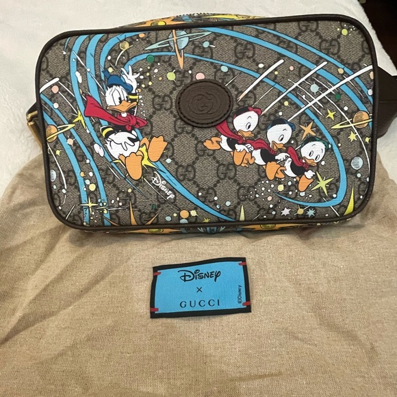 Gucci x Disney Donald Duck GG Print Belt Bag - Picture 12 of 13